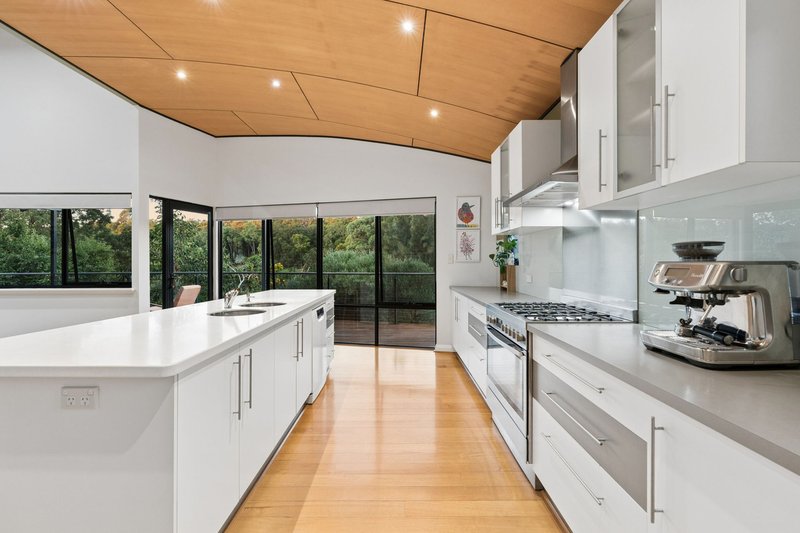 Photo - 163 Orange Valley Road, Kalamunda WA 6076 - Image 10