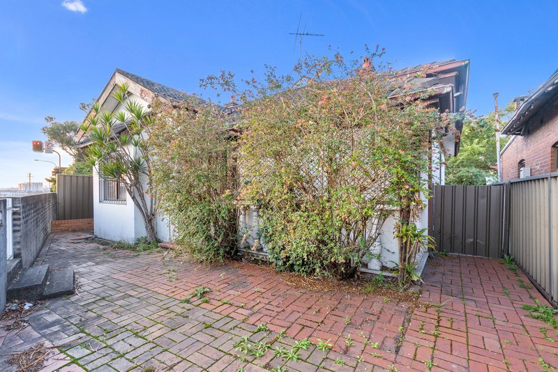 Photo - 163 Rawson Street, Auburn NSW 2144 - Image 2