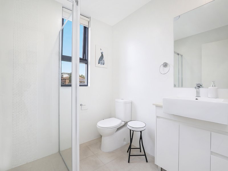 Photo - 16/3 Wiseman Avenue, Wollongong NSW 2500 - Image 6