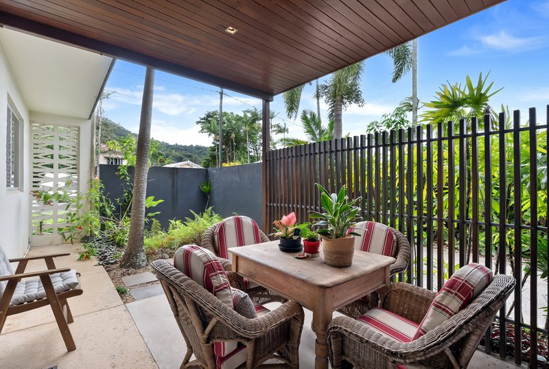 Photo - 1/63 Woodward Street, Edge Hill QLD 4870 - Image 11