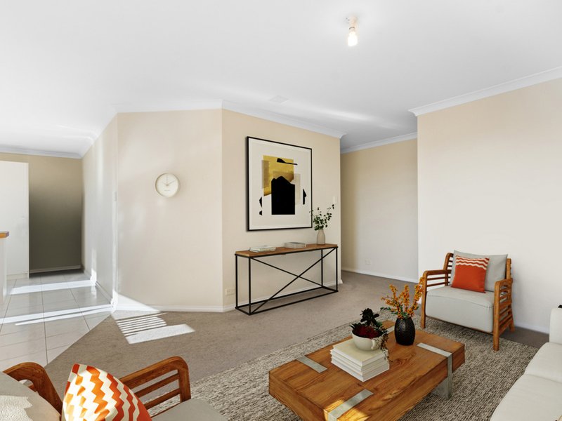 Photo - 16/30 Bronte Street, East Perth WA 6004 - Image 2