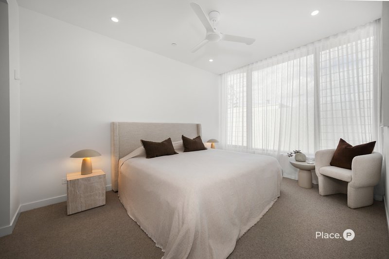 Photo - 16/30 Love Street, Bulimba QLD 4171 - Image 5