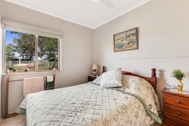 Photo - 16316 New England Highway, Clifton QLD 4361 - Image 12