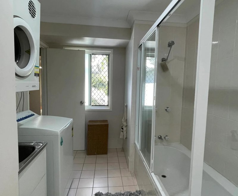 Photo - 16/32 Second Avenue, Broadbeach QLD 4218 - Image 5