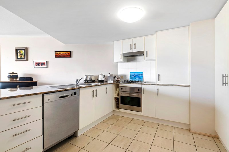 Photo - 16/34 Canberra Terrace, Caloundra QLD 4551 - Image 5