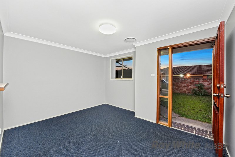 Photo - 16/35 Bougainville Road, Glenfield NSW 2167 - Image 2