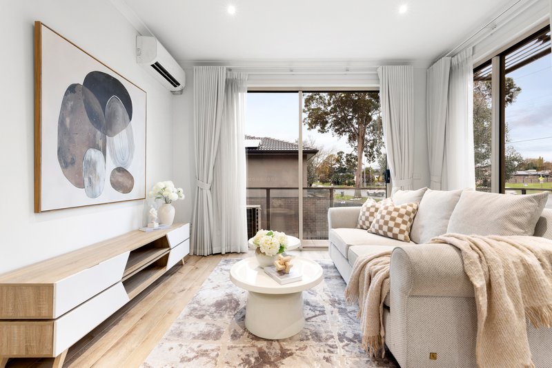 Photo - 1/635 Mountain Highway, Bayswater VIC 3153 - Image 3