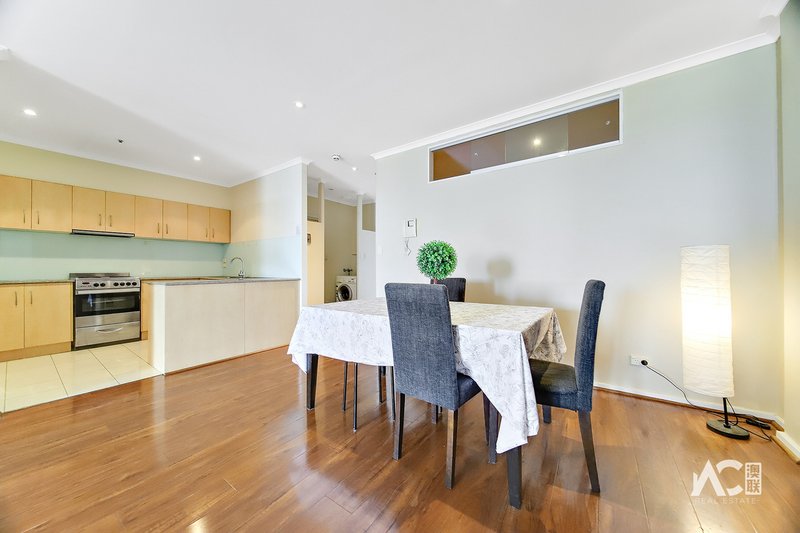 Photo - 163/65 King William Street, Adelaide SA 5000 - Image 4