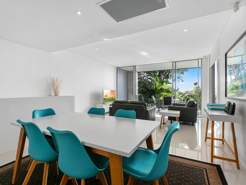 Photo - 16/37 Noosa Drive, Noosa Heads QLD 4567 - Image 3