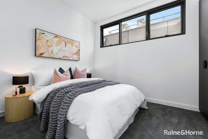 Photo - 163a Epsom Road, Flemington VIC 3031 - Image 7