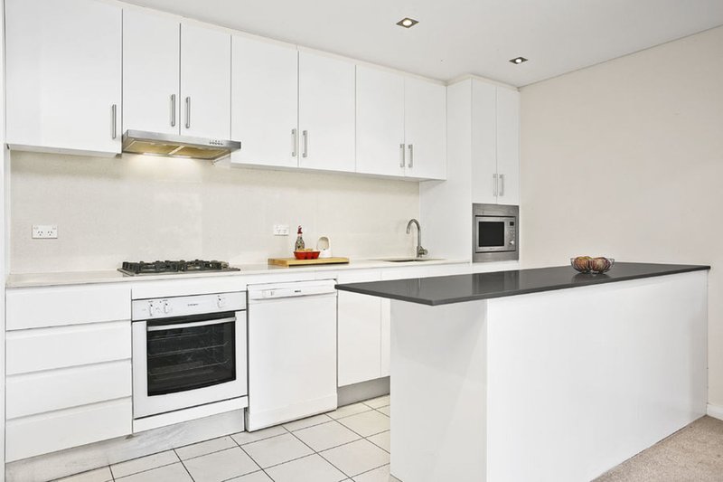 Photo - 16/4-16 Kingsway , Dee Why NSW 2099 - Image 4