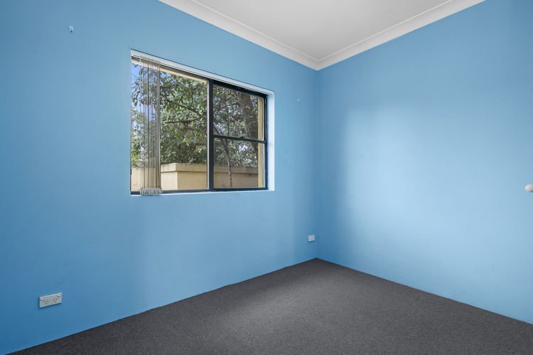 Photo - 1/64-66 Hassall Street, Parramatta NSW 2150 - Image 5