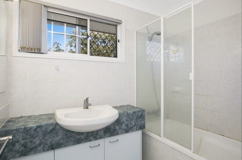 Photo - 1/64 Armadale Street, St Lucia QLD 4067 - Image 8