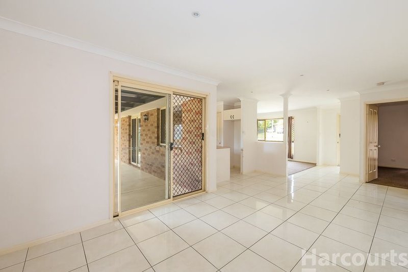 Photo - 164 Bestmann Road, Sandstone Point QLD 4511 - Image 6