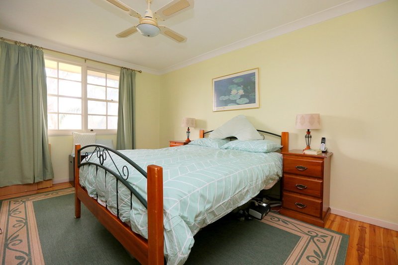 Photo - 164 Birdwood Road, Georges Hall NSW 2198 - Image 5