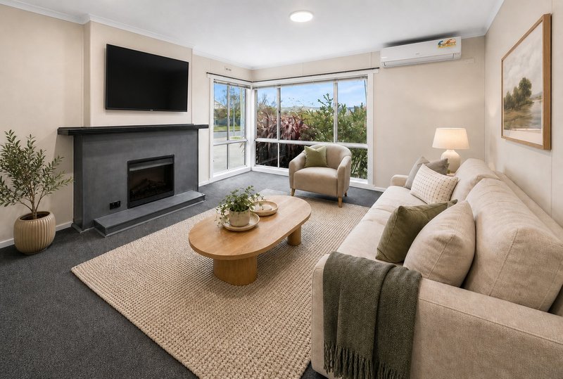Photo - 1/64 Bligh Street, Warrane TAS 7018 - Image 2
