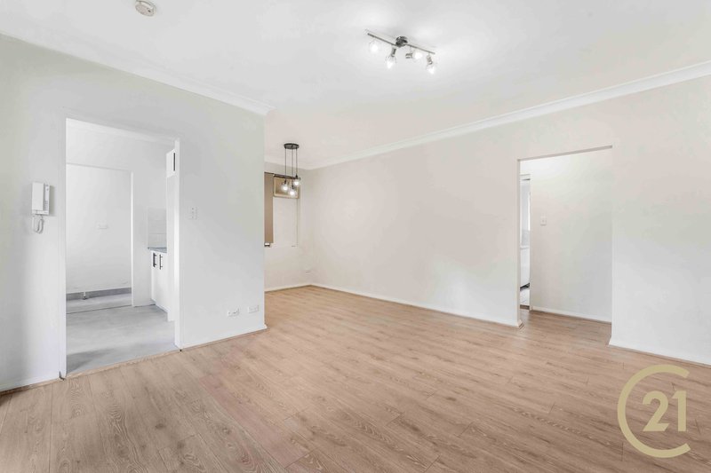 Photo - 1/64 Copeland Street, Liverpool NSW 2170 - Image 2