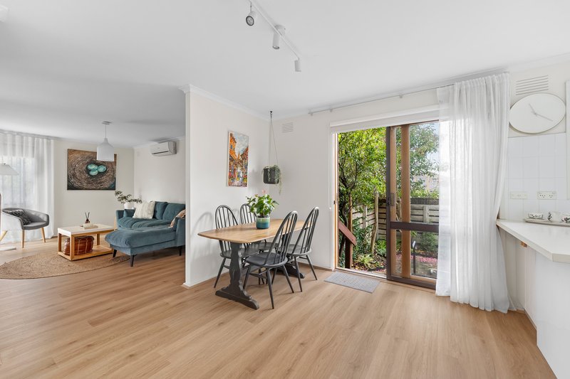 Photo - 1/64 Edward Street, Macleod VIC 3085 - Image 1