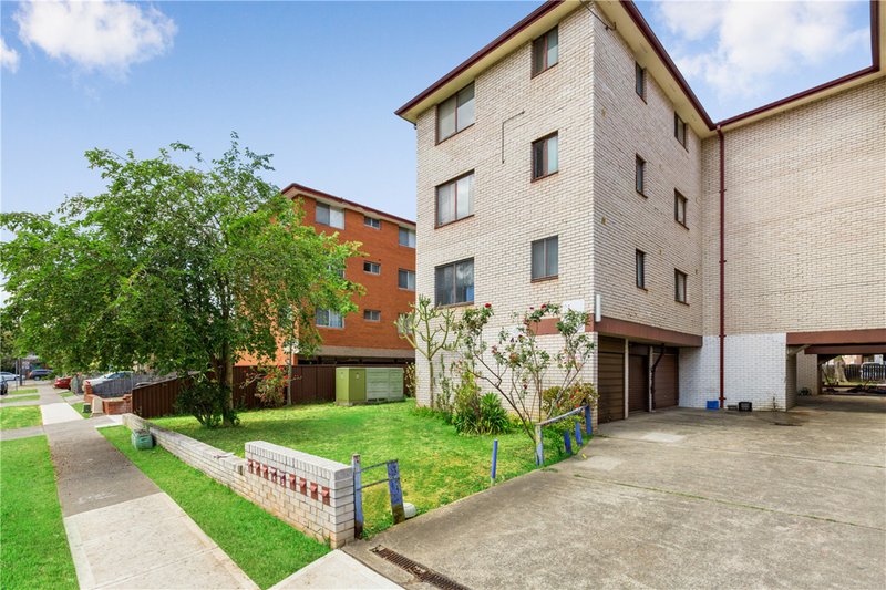 16/4 Fisher Street, Cabramatta NSW 2166