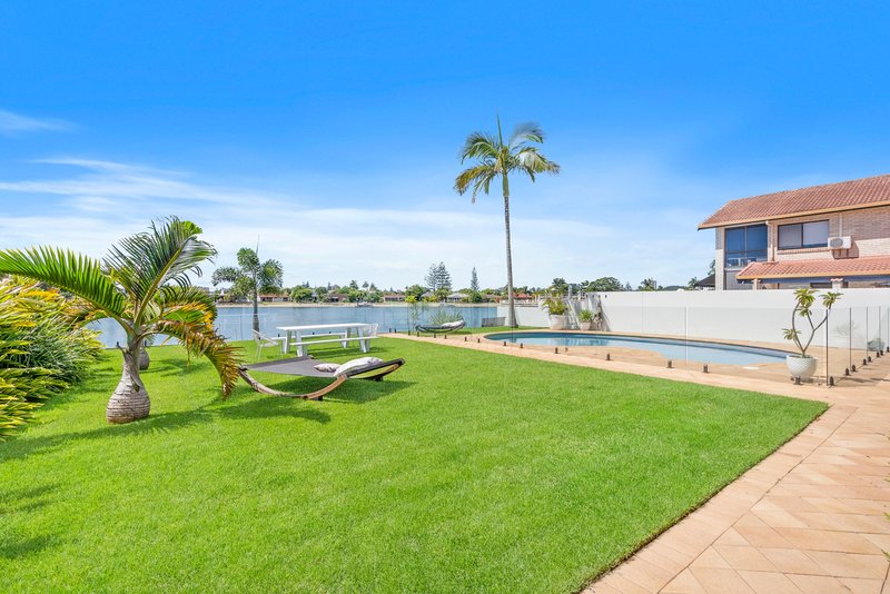 Photo - 164 Mallawa Drive, Palm Beach QLD 4221 - Image 2