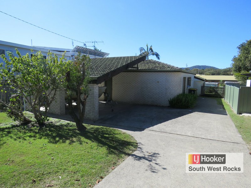 Photo - 1/64 Mitchell Street, South West Rocks NSW 2431 - Image 3