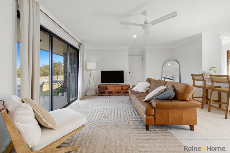 Photo - 1/64 Overall Drive, Pottsville NSW 2489 - Image 5
