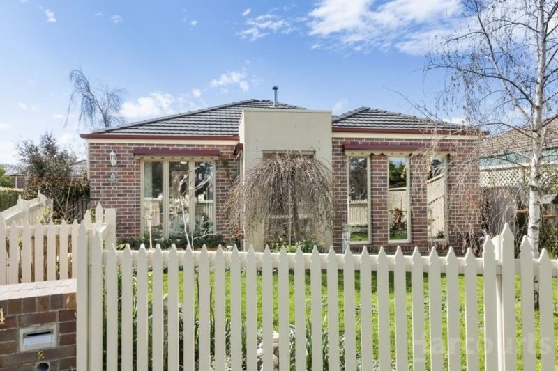 1/64 Park Street, Wendouree VIC 3355