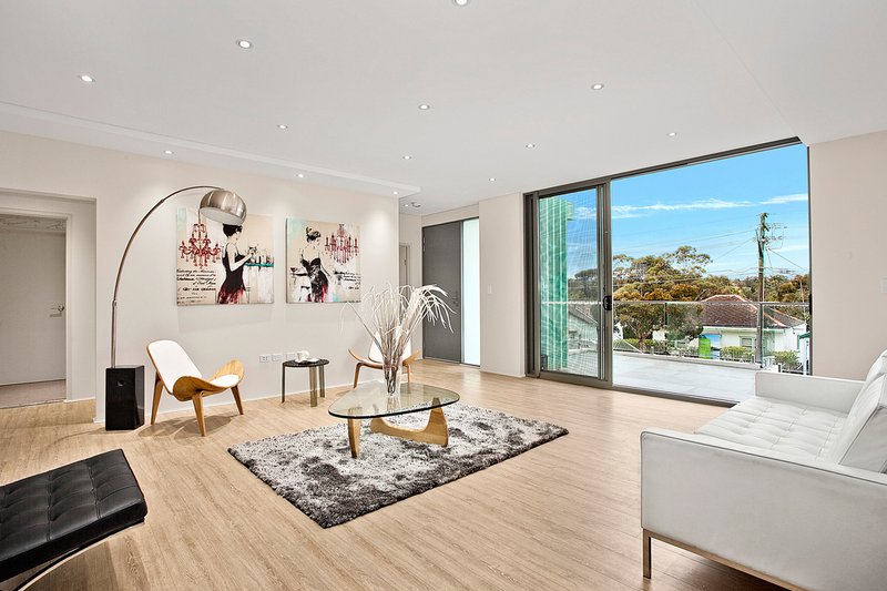 Photo - 1/64 Riverview Road, Earlwood NSW 2206 - Image 4