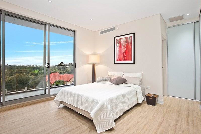 Photo - 1/64 Riverview Road, Earlwood NSW 2206 - Image 5