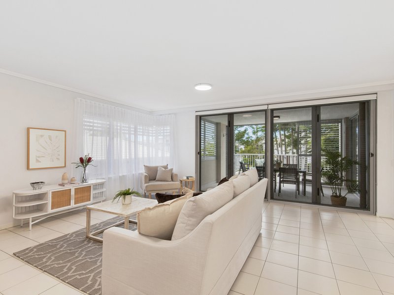 Photo - 1/64 Riverwalk Avenue, Robina QLD 4226 - Image 3