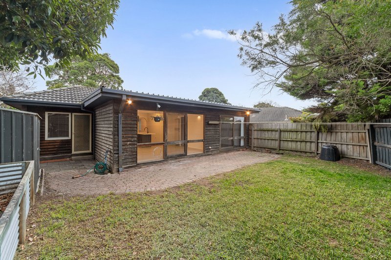 Photo - 1/64 Roberts Street, Frankston VIC 3199 - Image 10