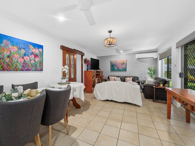 Photo - 164 Saturn Crescent, Bridgeman Downs QLD 4035 - Image 10