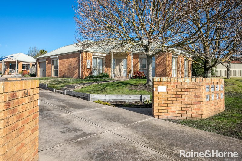 1/64 Sheedy Road, Gisborne VIC 3437