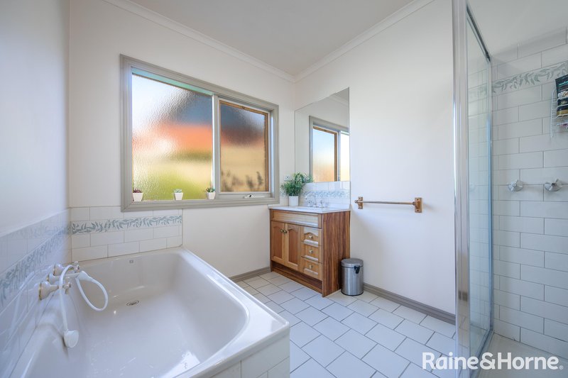 Photo - 1/64 Sheedy Road, Gisborne VIC 3437 - Image 7