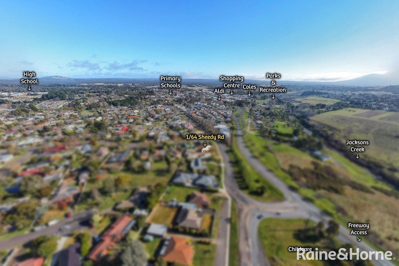 Photo - 1/64 Sheedy Road, Gisborne VIC 3437 - Image 9