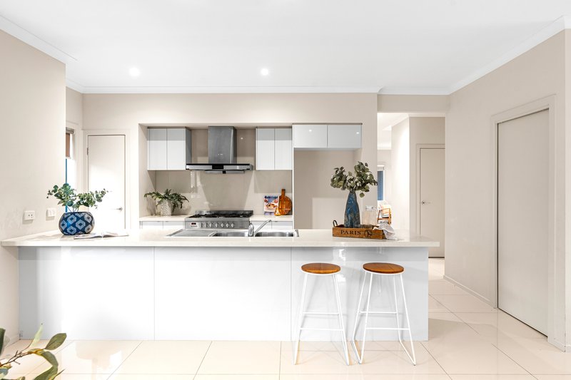 Photo - 164 Stanley Road, Keysborough VIC 3173 - Image 4