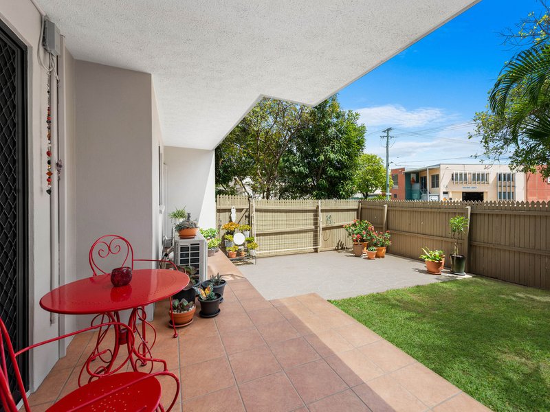 Photo - 1/64 Union Street, Nundah QLD 4012 - Image 2