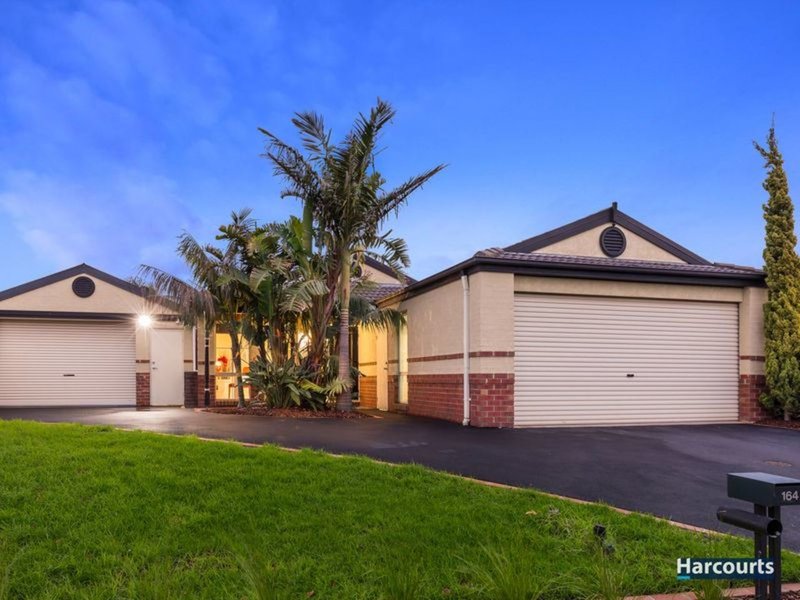 164 Waradgery Drive, Rowville VIC 3178