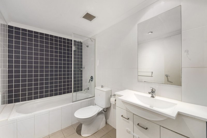 Photo - 16/4 West Terrace, Bankstown NSW 2200 - Image 6