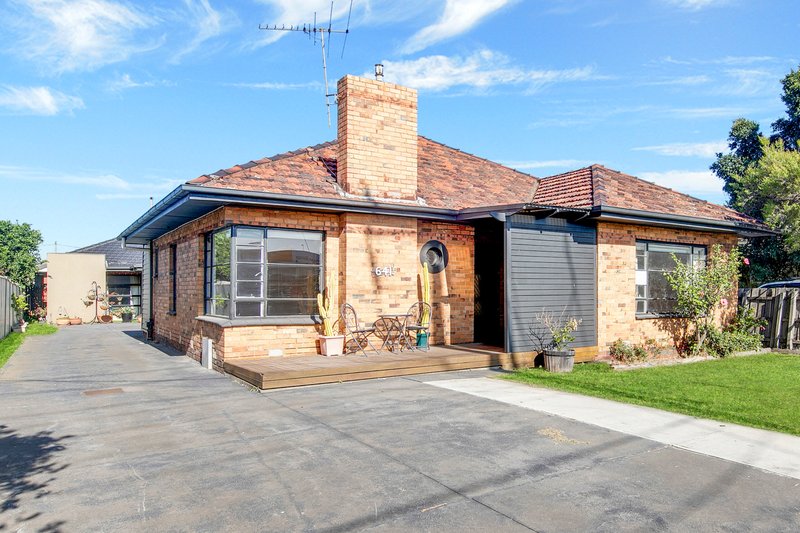 Photo - 1/641 Geelong Road, Brooklyn VIC 3012 - Image 1