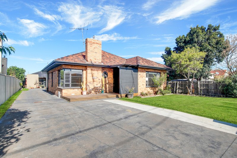 Photo - 1/641 Geelong Road, Brooklyn VIC 3012 - Image 2