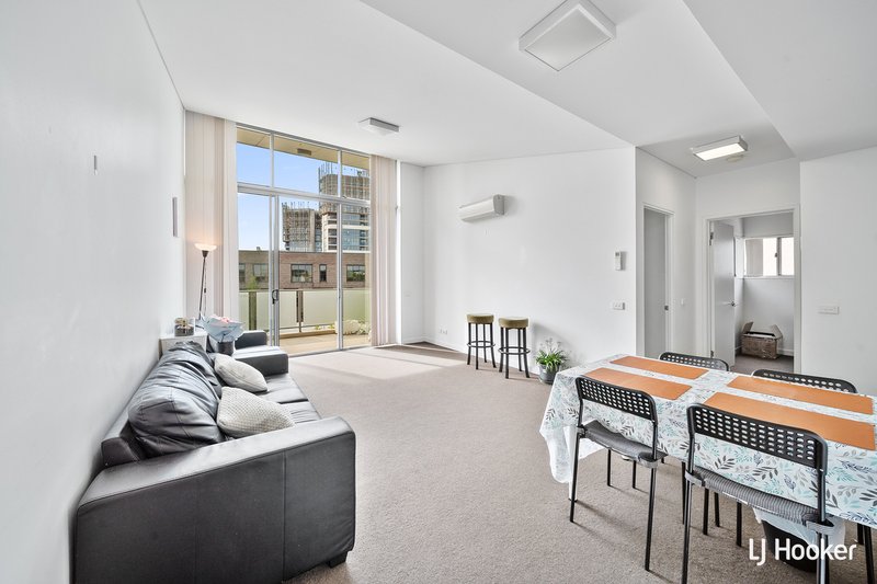 Photo - 164/116 Easty Street, Phillip ACT 2606 - Image 3