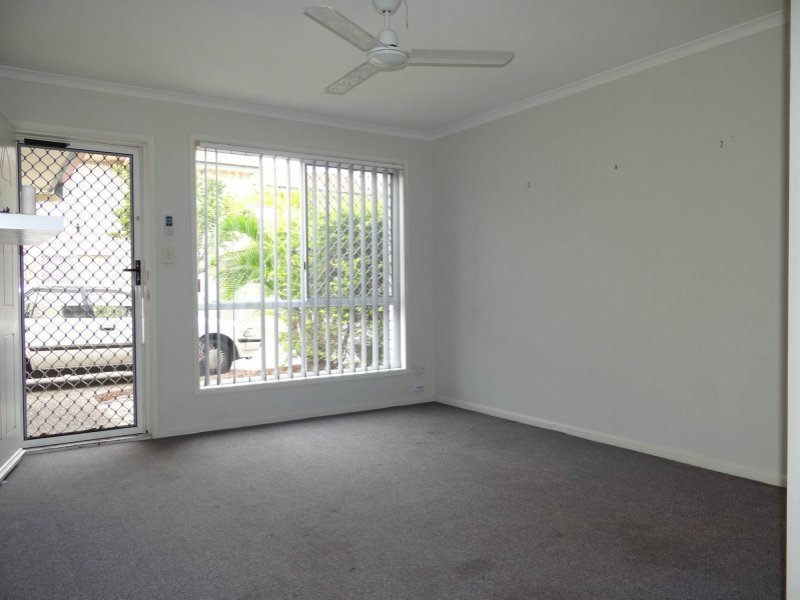 Photo - 16/42 Murev Way, Carrara QLD 4211 - Image 4