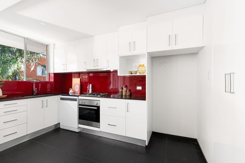 Photo - 16/44-50 Ewart Street, Marrickville NSW 2204 - Image 4