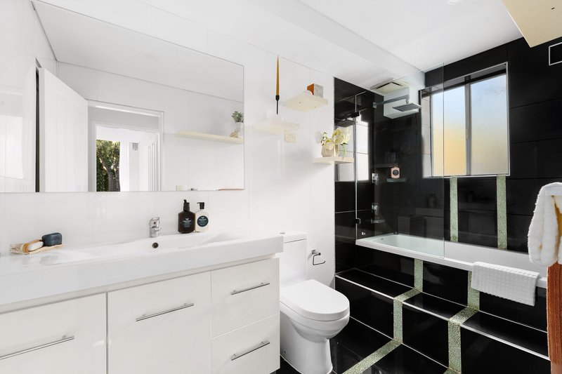 Photo - 16/44-50 Ewart Street, Marrickville NSW 2204 - Image 8