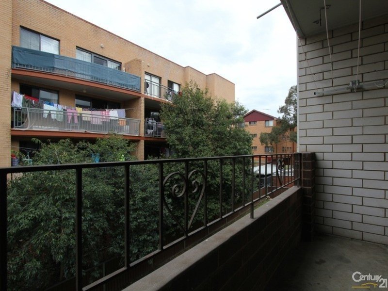 Photo - 16/44 Castlereagh Street, Liverpool NSW 2170 - Image 5