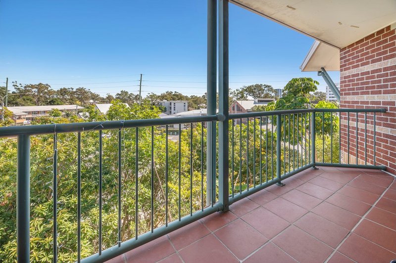 Photo - 16/45 Pohlman Street, Southport QLD 4215 - Image 2