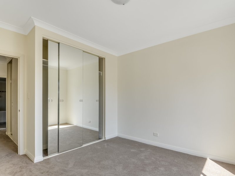 Photo - 16/47 Walkers Drive, Lane Cove NSW 2066 - Image 4