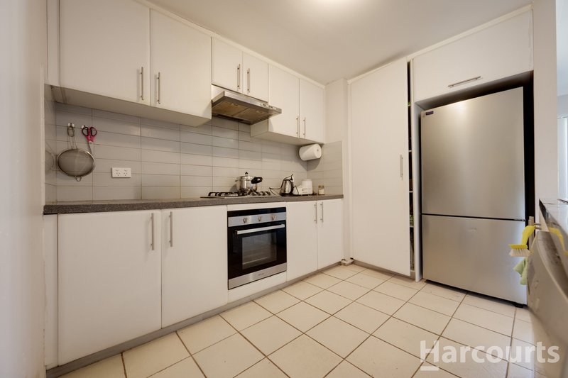 Photo - 16/5 Eastleigh Loop, Currambine WA 6028 - Image 2