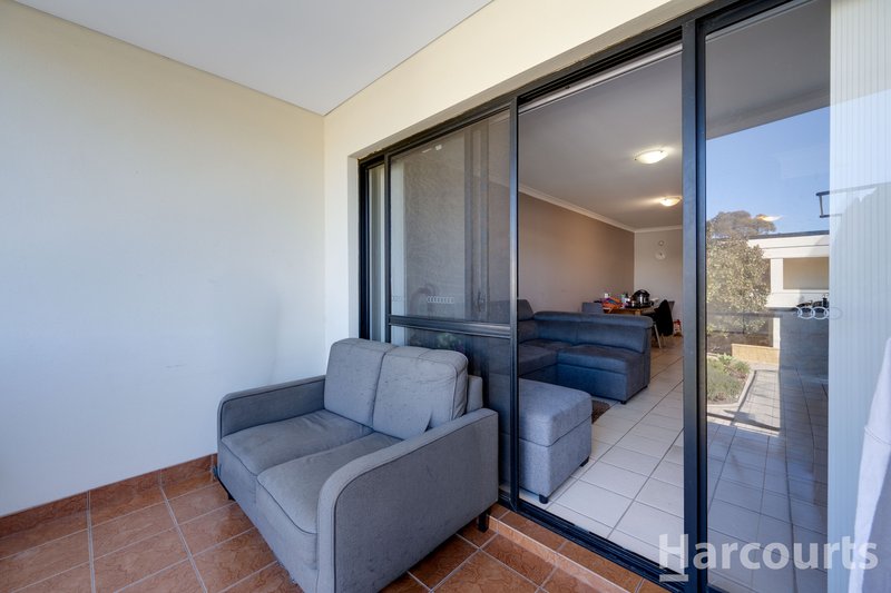 Photo - 16/5 Eastleigh Loop, Currambine WA 6028 - Image 15